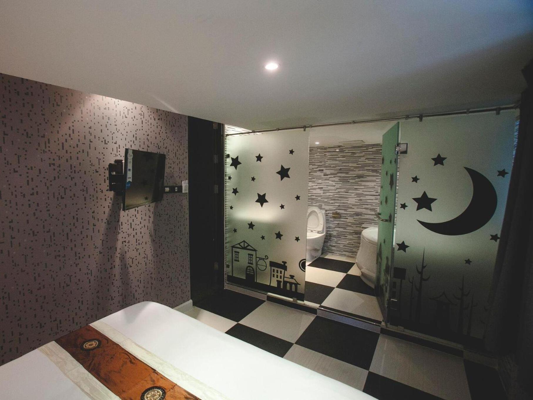 Double Five Hostel Банкок Екстериор снимка