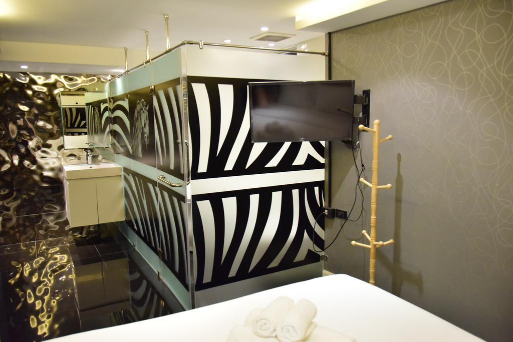 Double Five Hostel Банкок Екстериор снимка